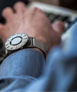 Magnetic Wrist Watch