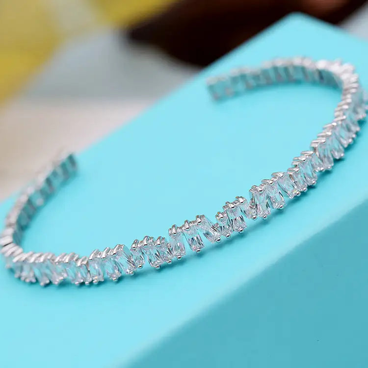 Cluster Bracelet