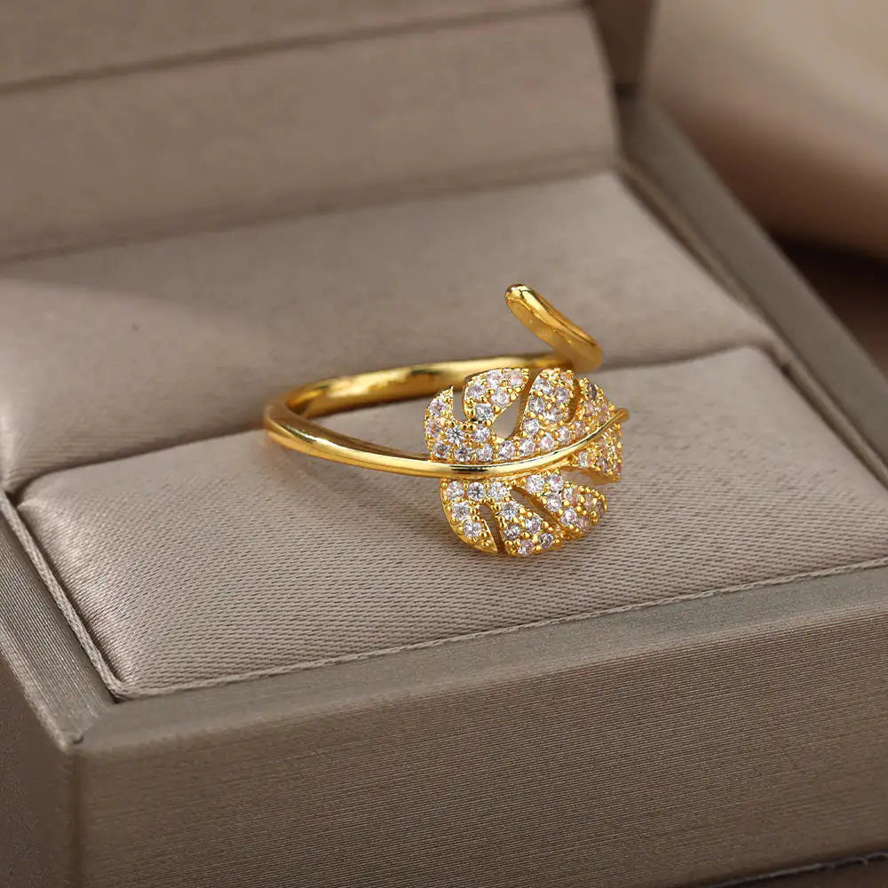 Golden Leaf Ring