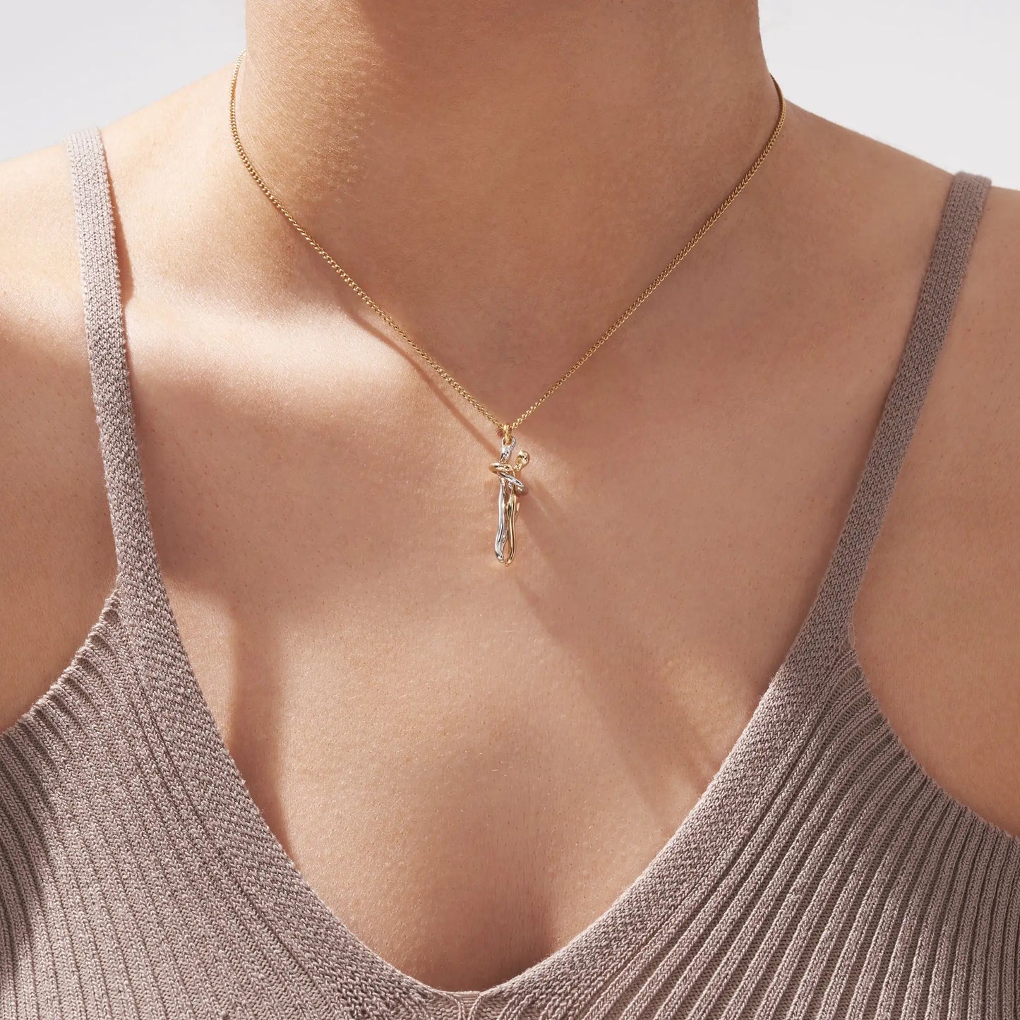 Hug Necklace Ring Set