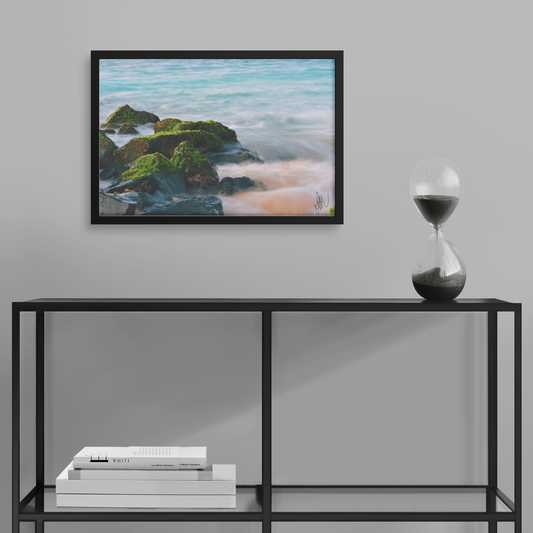 Maui_Waves_FAP_H_Rectangle_Small_Lifestyle_Mockup.png