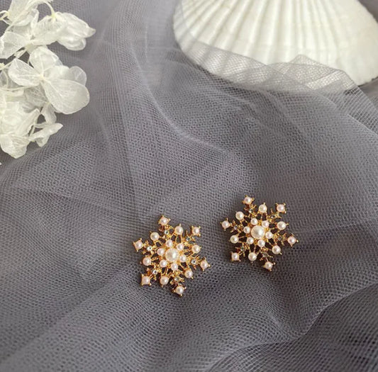 Retro Pearl Earrings